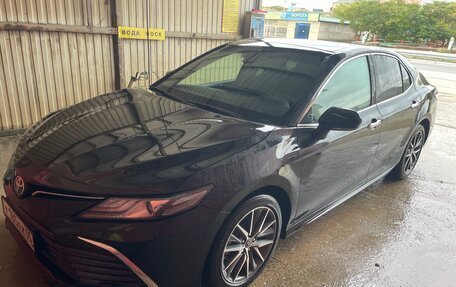 Toyota Camry, 2023 год, 3 400 000 рублей, 4 фотография