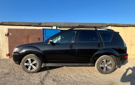 Mitsubishi Outlander III рестайлинг 3, 2011 год, 1 390 000 рублей, 3 фотография