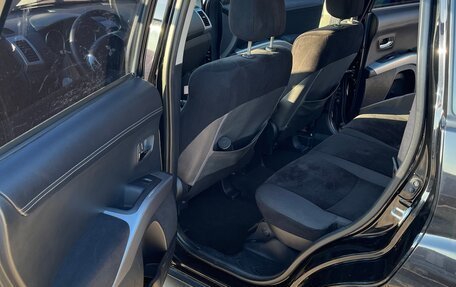 Mitsubishi Outlander III рестайлинг 3, 2011 год, 1 390 000 рублей, 15 фотография