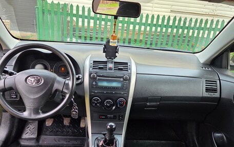 Toyota Corolla, 2008 год, 680 000 рублей, 16 фотография