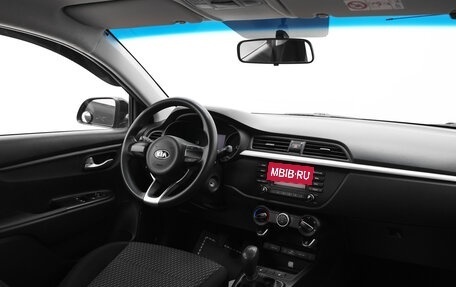KIA Rio IV, 2018 год, 1 012 000 рублей, 12 фотография