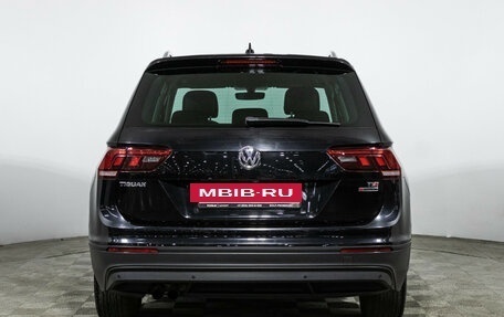 Volkswagen Tiguan II, 2017 год, 1 749 585 рублей, 6 фотография