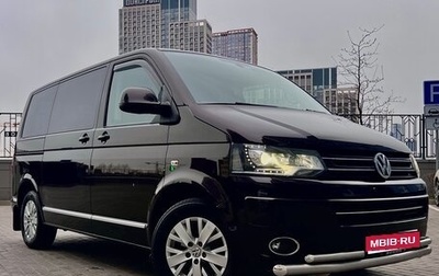 Volkswagen Multivan T5, 2013 год, 3 400 000 рублей, 1 фотография