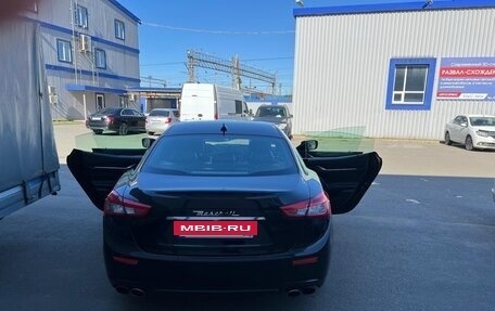 Maserati Ghibli, 2015 год, 2 400 000 рублей, 10 фотография