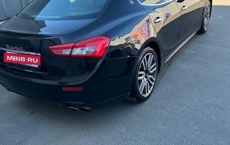 Maserati Ghibli, 2015 год, 2 400 000 рублей, 5 фотография
