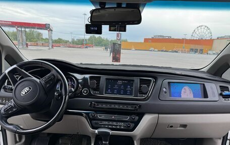 KIA Carnival III, 2019 год, 4 000 000 рублей, 17 фотография