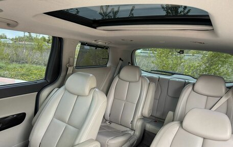 KIA Carnival III, 2019 год, 4 000 000 рублей, 13 фотография