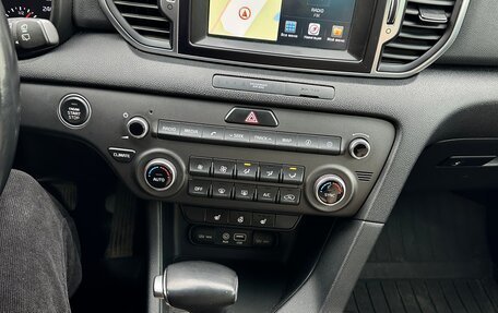 KIA Sportage IV рестайлинг, 2017 год, 2 300 000 рублей, 11 фотография