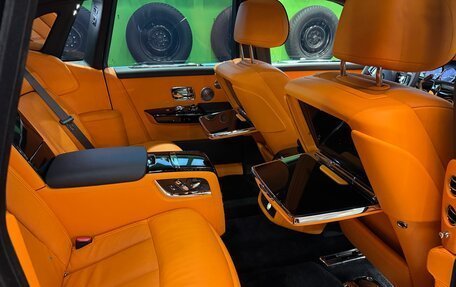 Rolls-Royce Phantom VIII, 2024 год, 92 000 000 рублей, 31 фотография