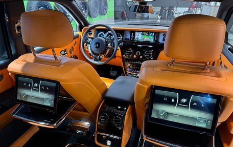 Rolls-Royce Phantom VIII, 2024 год, 92 000 000 рублей, 33 фотография