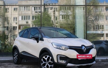 Renault Kaptur I рестайлинг, 2019 год, 1 550 000 рублей, 3 фотография