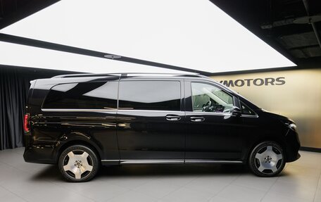 Mercedes-Benz V-Класс, 2024 год, 15 470 000 рублей, 10 фотография