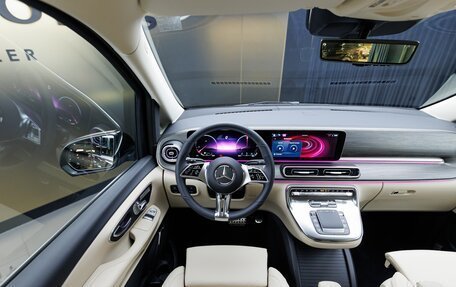 Mercedes-Benz V-Класс, 2024 год, 15 470 000 рублей, 20 фотография