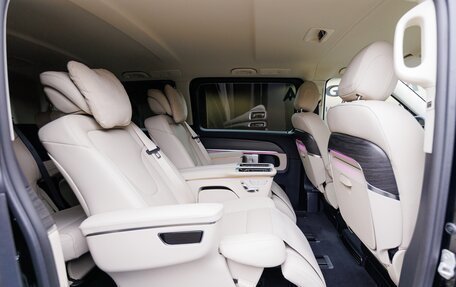 Mercedes-Benz V-Класс, 2024 год, 15 470 000 рублей, 34 фотография