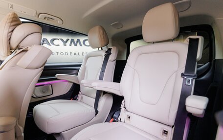 Mercedes-Benz V-Класс, 2024 год, 15 470 000 рублей, 40 фотография