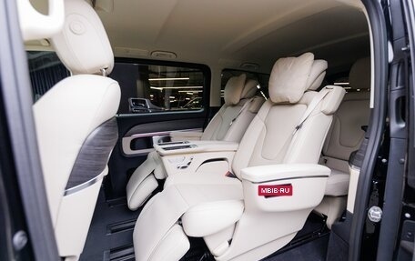 Mercedes-Benz V-Класс, 2024 год, 15 470 000 рублей, 29 фотография