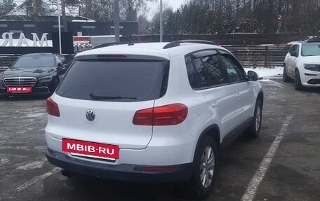 Volkswagen Tiguan I, 2014 год, 900 000 рублей, 2 фотография