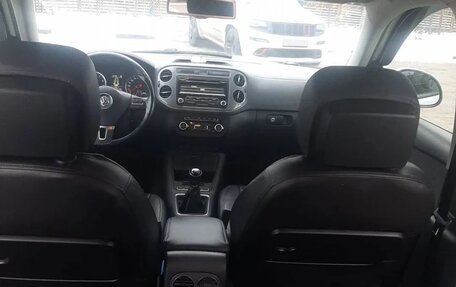 Volkswagen Tiguan I, 2014 год, 900 000 рублей, 5 фотография