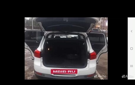 Volkswagen Tiguan I, 2014 год, 900 000 рублей, 6 фотография
