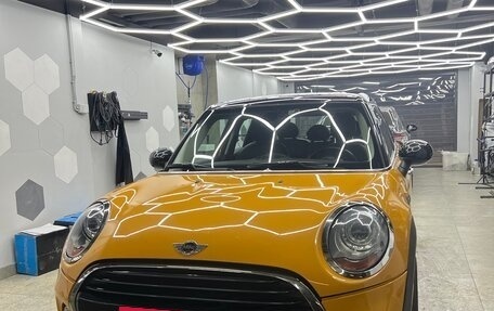 MINI Hatch, 2016 год, 1 500 000 рублей, 6 фотография