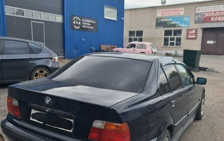 BMW 3 серия, 1994 год, 230 000 рублей, 2 фотография