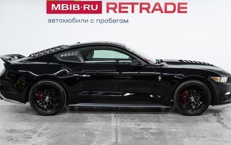 Ford Mustang VI рестайлинг, 2016 год, 2 950 000 рублей, 5 фотография