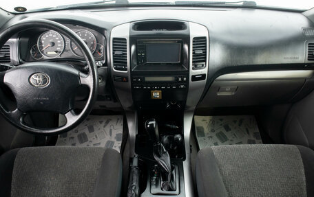 Toyota Land Cruiser Prado 120 рестайлинг, 2005 год, 1 899 000 рублей, 7 фотография