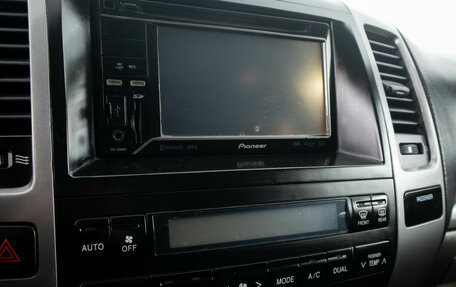 Toyota Land Cruiser Prado 120 рестайлинг, 2005 год, 1 899 000 рублей, 14 фотография