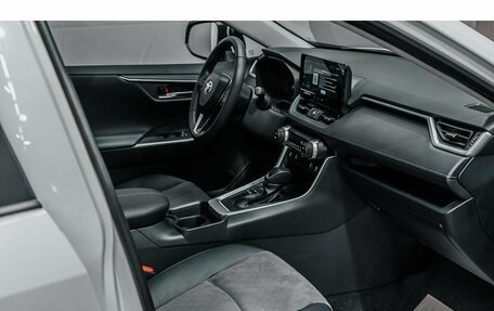 Toyota RAV4, 2025 год, 4 880 000 рублей, 16 фотография