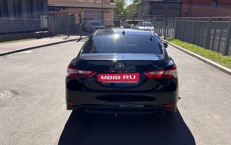 Toyota Camry, 2018 год, 2 500 000 рублей, 3 фотография