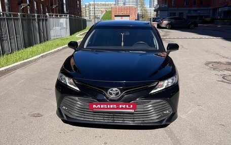 Toyota Camry, 2018 год, 2 500 000 рублей, 4 фотография