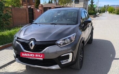 Renault Kaptur I рестайлинг, 2017 год, 1 500 000 рублей, 3 фотография