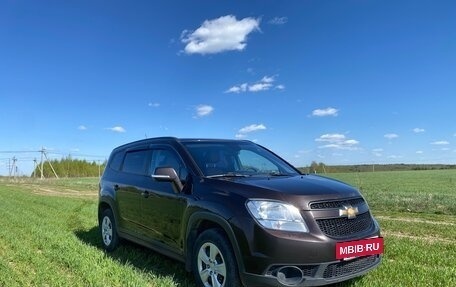 Chevrolet Orlando I, 2014 год, 980 000 рублей, 3 фотография