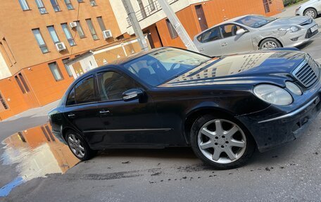Mercedes-Benz E-Класс, 2005 год, 325 000 рублей, 2 фотография