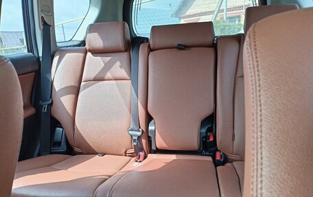 Toyota Land Cruiser Prado 150 рестайлинг 2, 2017 год, 4 100 000 рублей, 10 фотография