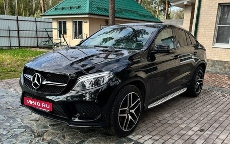 Mercedes-Benz GLE, 2017 год, 5 800 000 рублей, 3 фотография