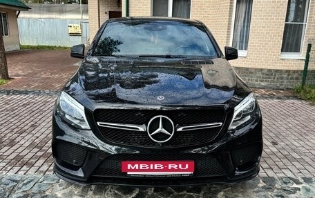 Mercedes-Benz GLE, 2017 год, 5 800 000 рублей, 2 фотография