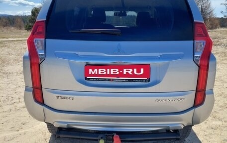 Mitsubishi Pajero Sport III рестайлинг, 2018 год, 3 150 000 рублей, 2 фотография