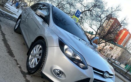 Ford Focus III, 2014 год, 900 000 рублей, 2 фотография