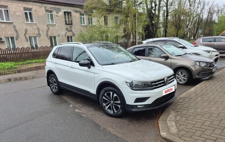 Volkswagen Tiguan II, 2019 год, 2 600 000 рублей, 14 фотография