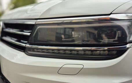 Volkswagen Tiguan II, 2019 год, 2 600 000 рублей, 19 фотография