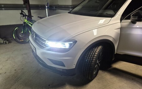Volkswagen Tiguan II, 2019 год, 2 600 000 рублей, 22 фотография