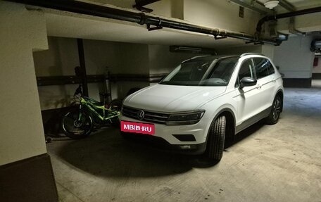 Volkswagen Tiguan II, 2019 год, 2 600 000 рублей, 23 фотография