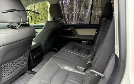 Toyota Land Cruiser 200, 2010 год, 2 600 000 рублей, 15 фотография