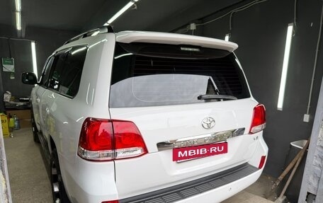 Toyota Land Cruiser 200, 2010 год, 2 600 000 рублей, 21 фотография