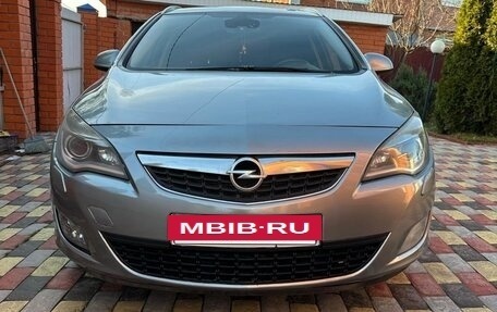 Opel Astra J, 2012 год, 780 000 рублей, 5 фотография