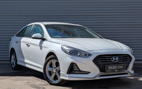 Hyundai Sonata VII, 2018 год, 1 950 000 рублей, 3 фотография
