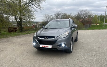 Hyundai ix35 I рестайлинг, 2013 год, 1 180 000 рублей, 2 фотография