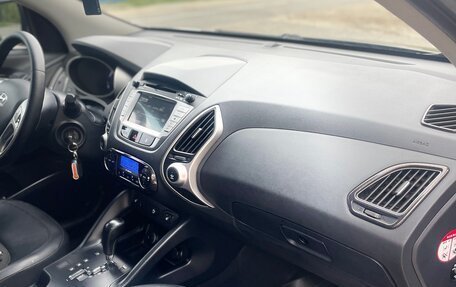Hyundai ix35 I рестайлинг, 2013 год, 1 180 000 рублей, 10 фотография