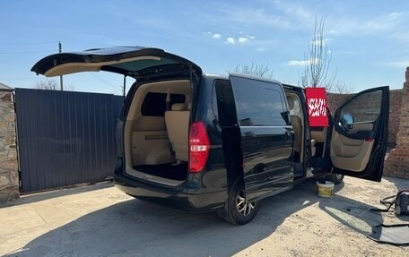 Hyundai H-1 II рестайлинг, 2018 год, 3 400 000 рублей, 3 фотография